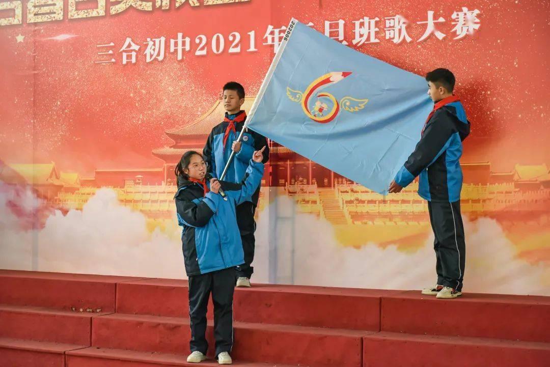 城中区 困难居民收到暖心年货